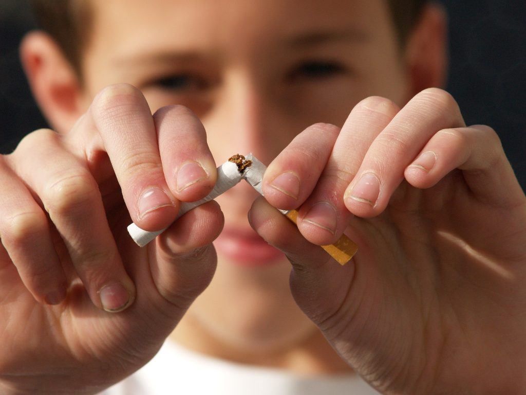 האגודה למלחמה בסרטן לאינסטגרם: "עזרו לנו להגן על בני הנוער מפני התמכרות למוצרי העישון החדשים"