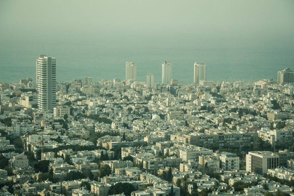 מנשה פסו מגיש – עובדות מעניינות על תל אביב-יפו
